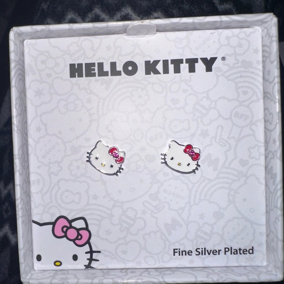 Official rare Hello kitty silver plated earrings - Picture 2 of 3